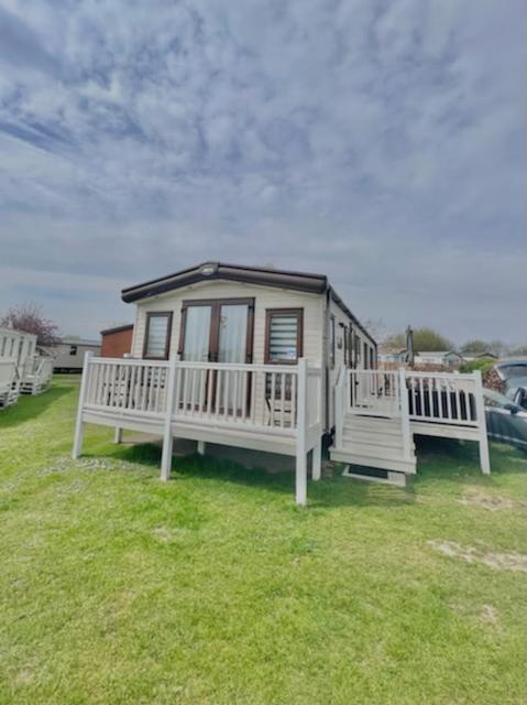 Belton with Browston Norfolk Caravan Staycation Pet Friendly מראה חיצוני תמונה